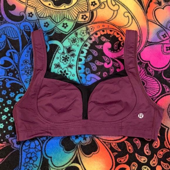 lululemon athletica Other - Lululemon Sports Bra Purple 32D black mesh no pads
